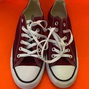 Converse Chuck Taylor’s